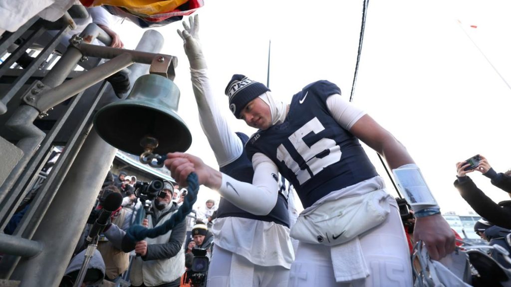 Pertandingan bowling sepak bola perguruan tinggi apa yang diadakan hari ini? Jadwal perempat final CFP Penn State vs. Boise State dan banyak lagi