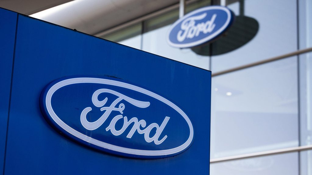 Ford menarik kembali hampir 400.000 truk, SUV, dan kendaraan lainnya karena berbagai alasan