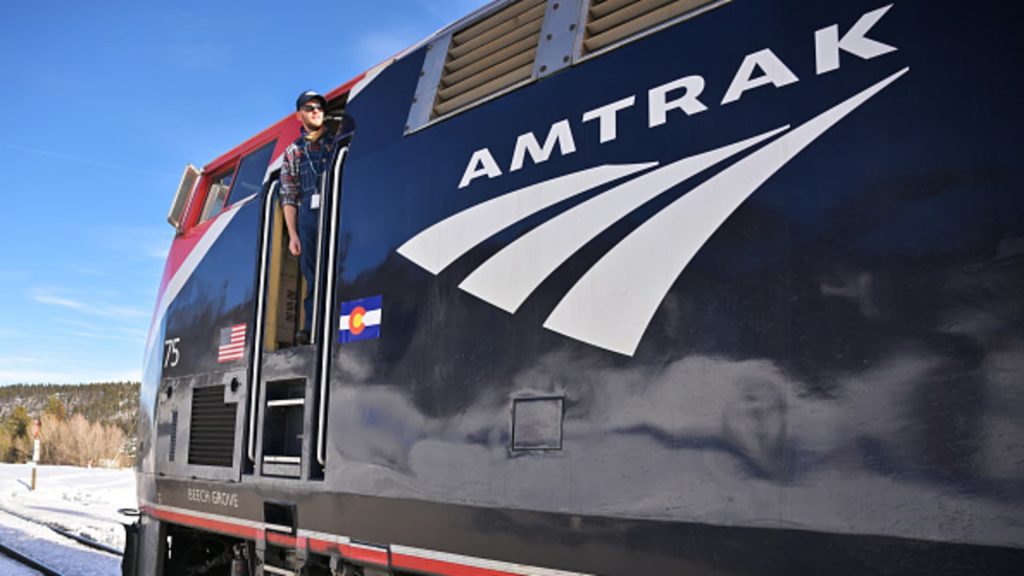 Amtrak temporarily suspends Northeast Corridor service days before holiday