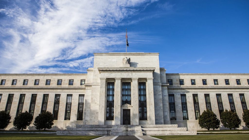 Bank-bank terbesar berencana menuntut Federal Reserve atas stress test tahunan