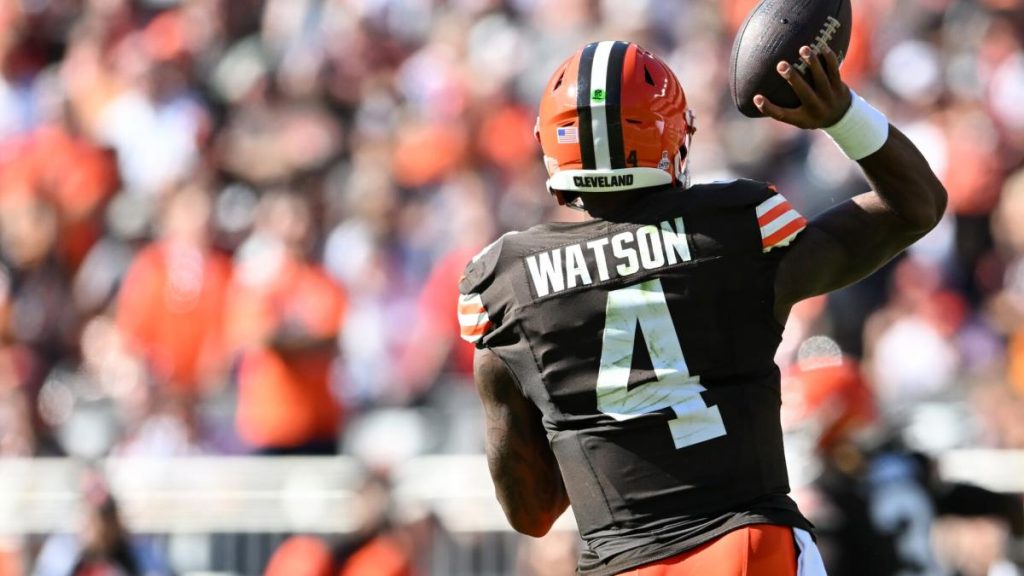 Browns merestrukturisasi kesepakatan Deshaun Watson lagi