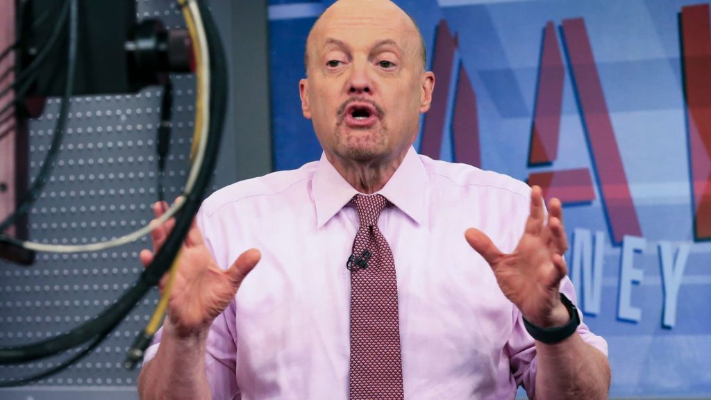 Flawed predictions shaped recent market losses, Jim Cramer says