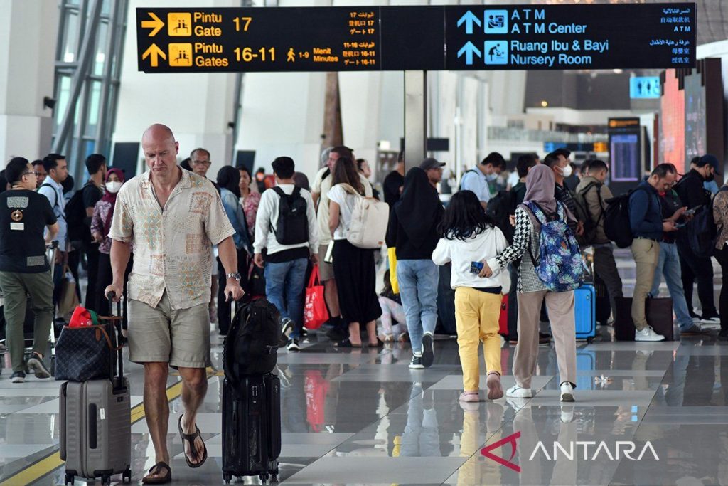 Foreign nationals’ arrivals to Indonesia continue to increase