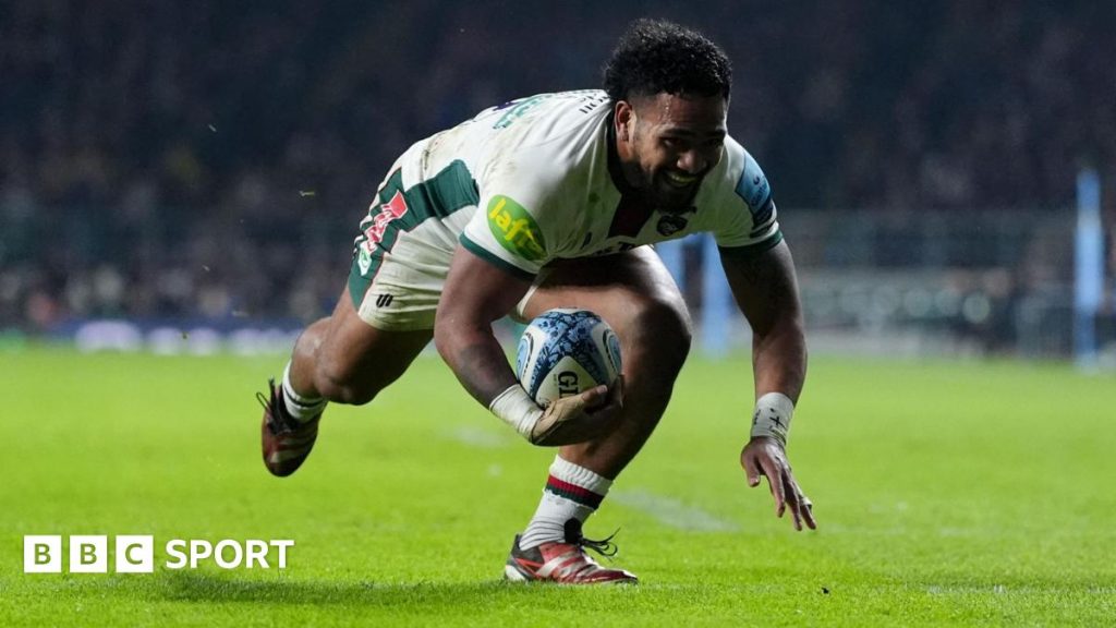 Harlequins 34-34 Leicester Tigers: Konversi menit terakhir Handre Pollard menyelamatkan hasil imbang untuk Tigers