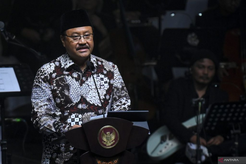 Indonesian minister urges social workers to tackle complex challenges