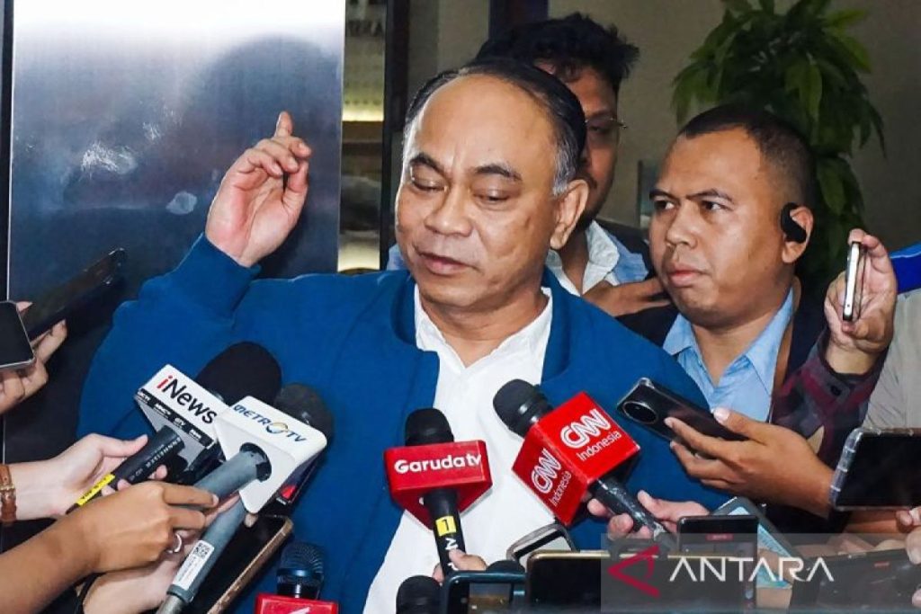 Indonesia’s ex-minister questioned as witness in online gambling case