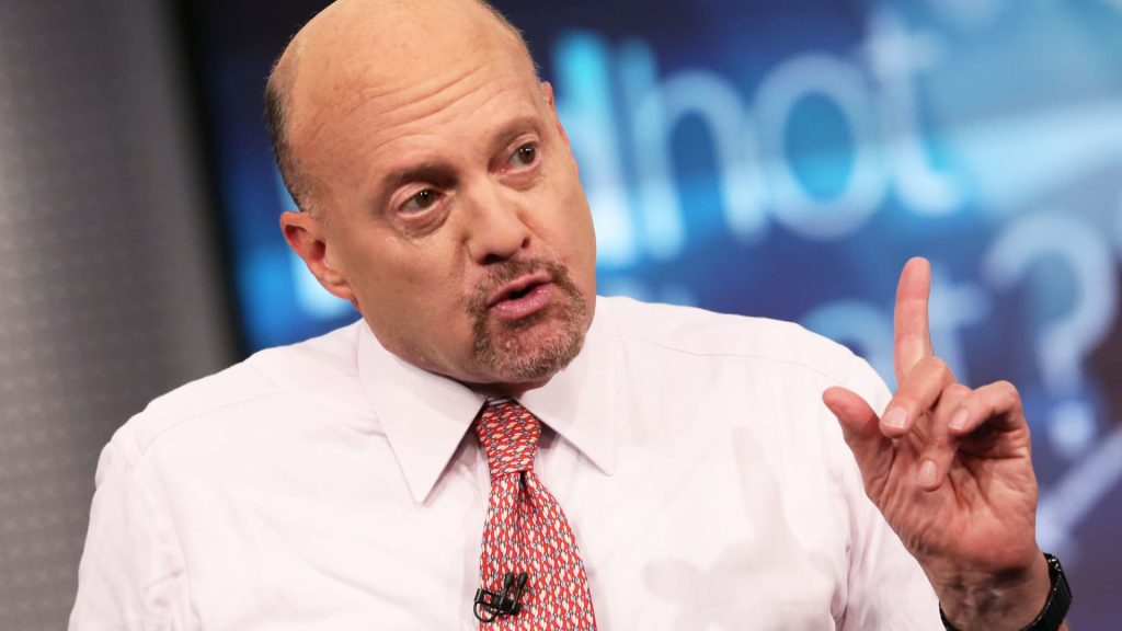 Jim Cramer menjelaskan mengapa nama-nama besar di bidang teknologi bangkit