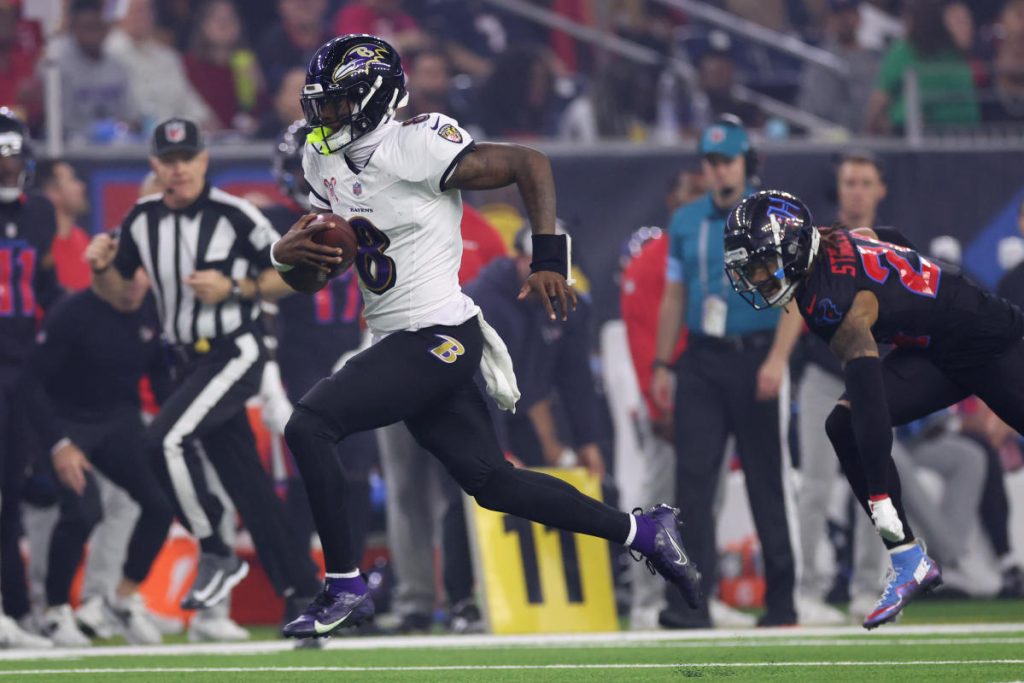 Lamar Jackson melewati Michael Vick sebagai pemimpin QB sepanjang masa NFL dalam lari cepat