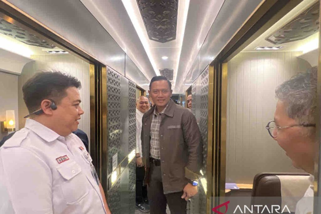 New Jakarta-Yogyakarta train aims to reduce private vehicles: minister