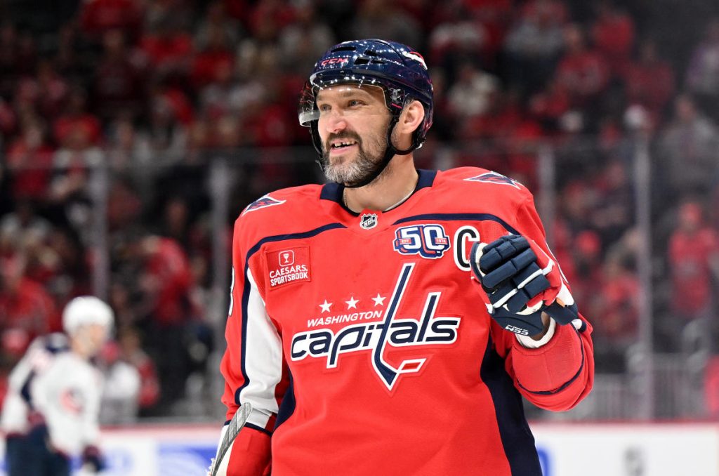 Pelacak gol Alex Ovechkin: Delapan Besar 27 lagi memecahkan rekor sepanjang masa Wayne Gretzky yaitu 894 gol