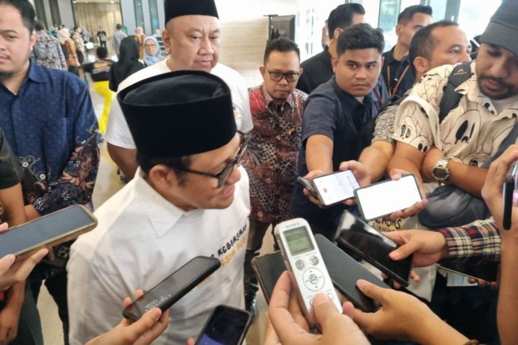 Pemerintah Indonesia mengurangi perjalanan dinas ke luar negeri: Menteri