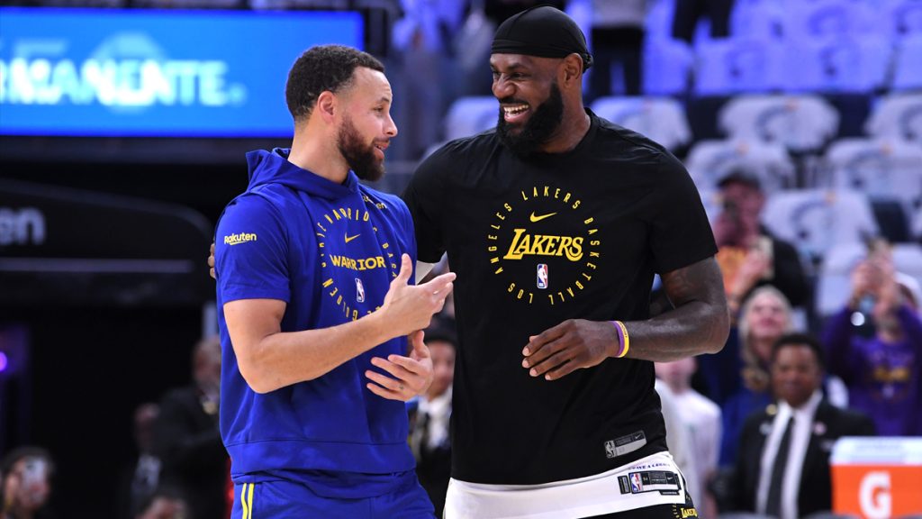 Steph bereaksi terhadap kalimat LeBron tentang apa yang masih membuat NBA hebat