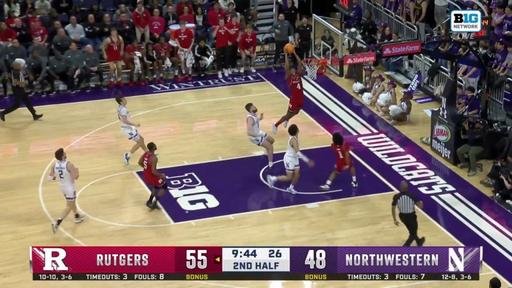 Ace Bailey melempar Alley-oop yang jahat untuk memperpanjang keunggulan Rutgers melawan Northwestern