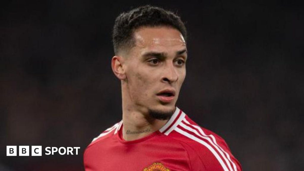 Antony: Pemain Manchester United senilai £81 juta bersiap untuk awal yang baru