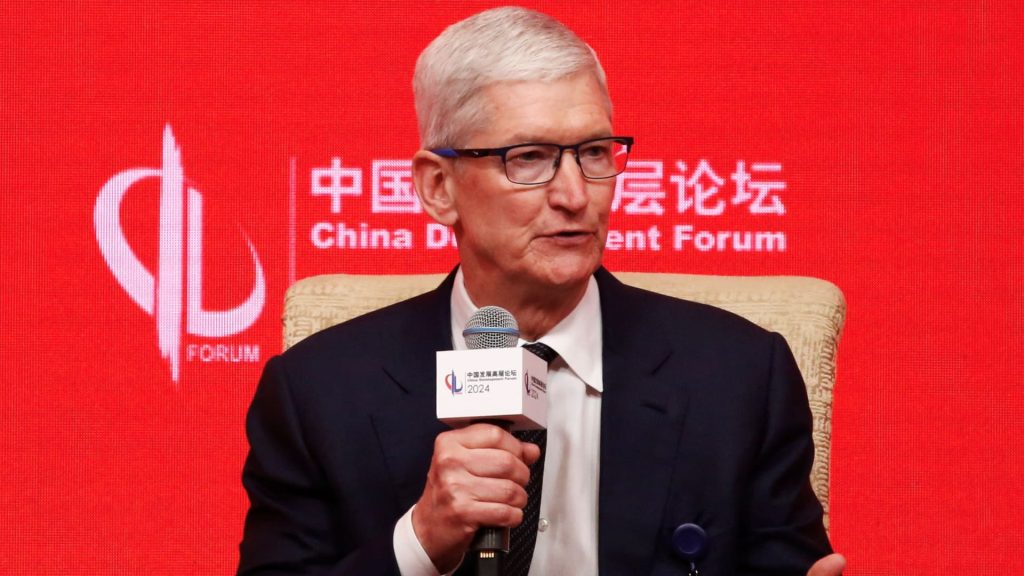 Apple menunjuk ke ‘stimulus fiskal’ setelah penurunan penjualan Cina yang curam