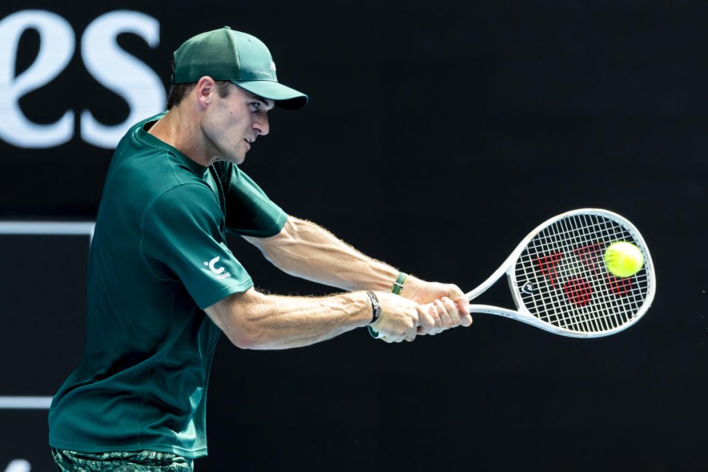 Australia Terbuka 2025: Cara menyaksikan pertandingan perempat final Tommy Paul vs. Alexander Zverev malam ini