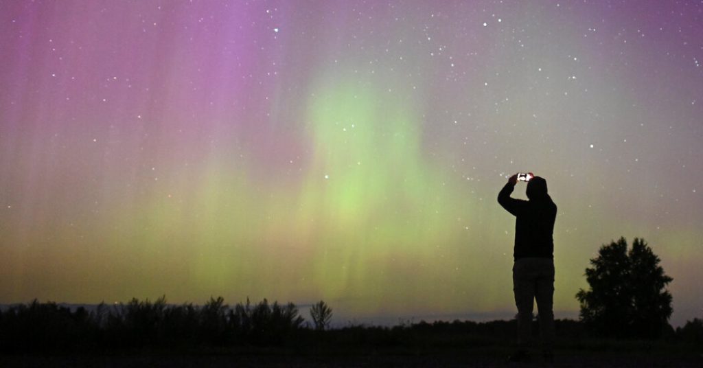 Bagaimana Cahaya Utara dan Fotografi Digital Mendorong Wisata Astro