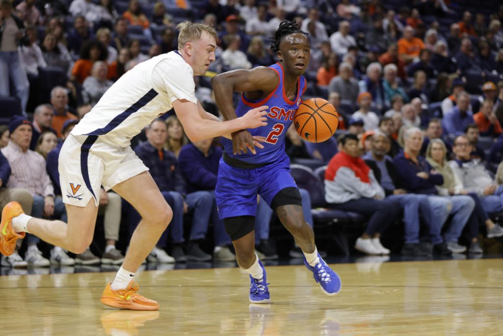 Bintang SMU Boopie Miller mengejutkan Virginia dengan buzzer-beater yang liar