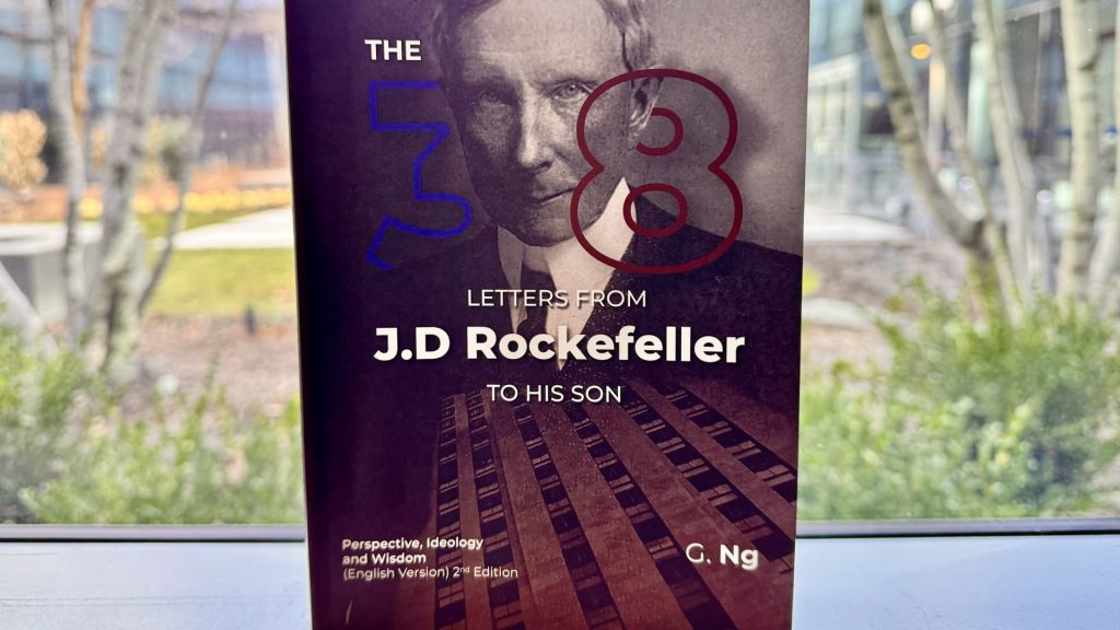 Buku Rockefeller peringkat teratas di Center of Publishing Mystery