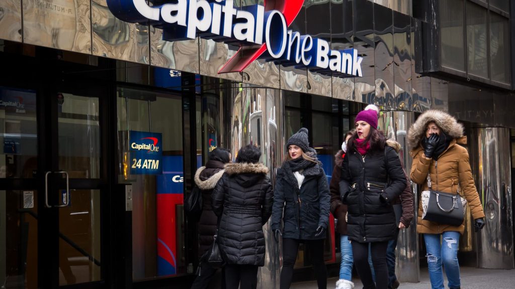 Capital One mengakui ‘pemadaman’ saat pengguna melaporkan masalah dalam mengakses simpanan