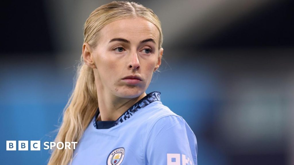 Chloe Kelly: Arsenal menandatangani Manchester City dan Inggris dengan pinjaman