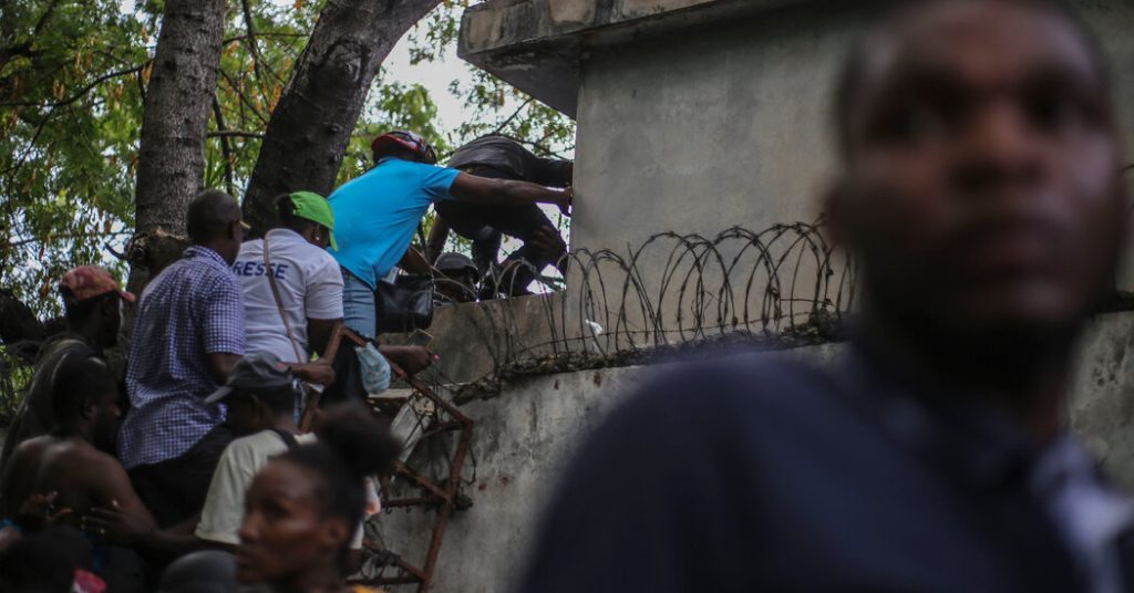 Di Haiti, Pembantaian Geng dan Pembunuhan Jurnalis Mengungkap Kerapuhan Negara Ini