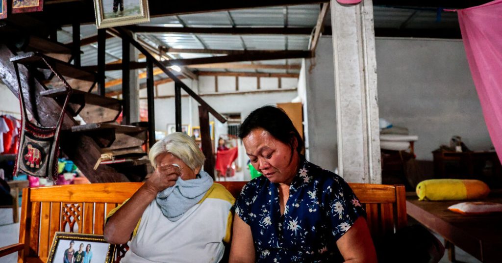 Di Thailand, Vigil yang jauh untuk sandera berakhir dengan air mata bahagia