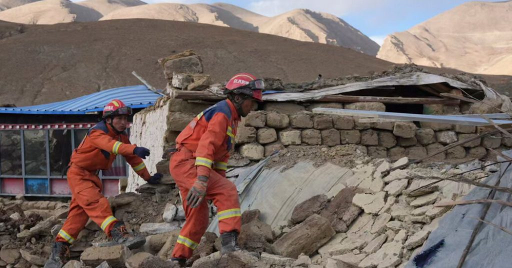 Di Tibet, korban gempa menghadapi kondisi cuaca yang sangat dingin