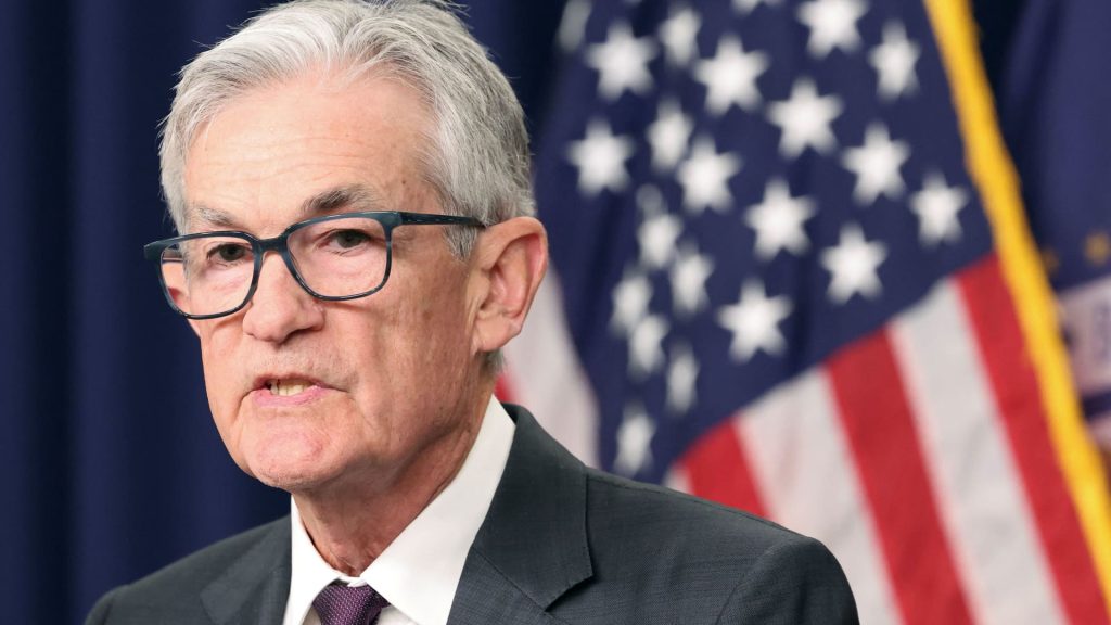 Fed’s Powell tidak memiliki kontak dengan Trump setelah presiden mengatakan dia akan menuntut penurunan tarif