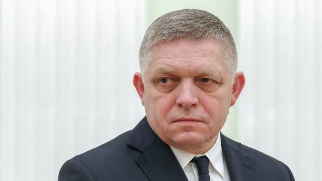 Fico mengatakan Slovakia dapat menahan bantuan Ukraina karena terhentinya pasokan gas