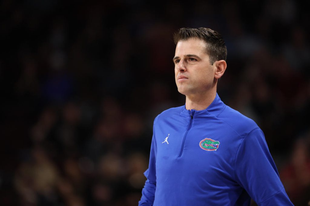 Florida membersihkan pelatih bola basket Todd Golden dari pelanggaran Judul IX tentang pelecehan seksual, menguntit klaim, mengutip ‘tidak ada bukti’