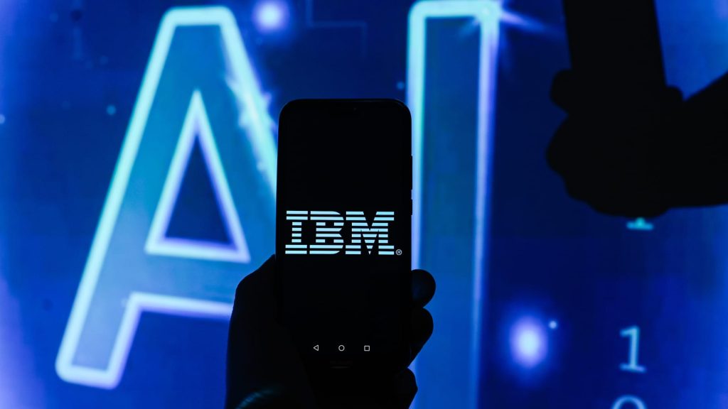 IBM mengalahkan estimasi laba saat bisnis perangkat lunak melonjak pada shift AI