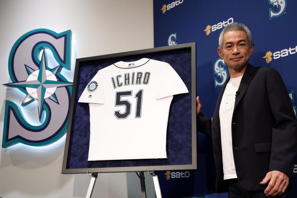 Ichiro Suzuki mengundang penulis tunggal yang tidak menyertakannya dalam pemungutan suara HOF untuk ‘minum bersama’ dan ‘ngobrol santai’