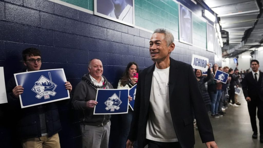 Ichiro menjadi pemain Jepang pertama yang terpilih menjadi MLB Hall of Fame