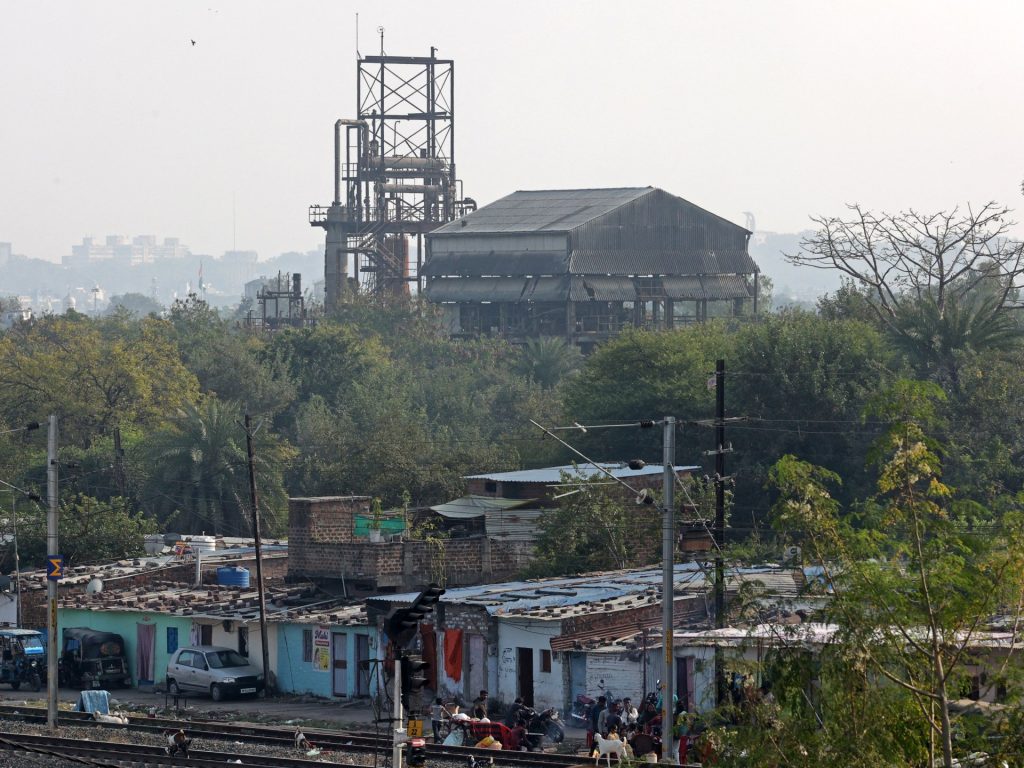 India membersihkan limbah beracun dari lokasi kebocoran gas Bhopal, 40 tahun setelah bencana | Berita Kesehatan