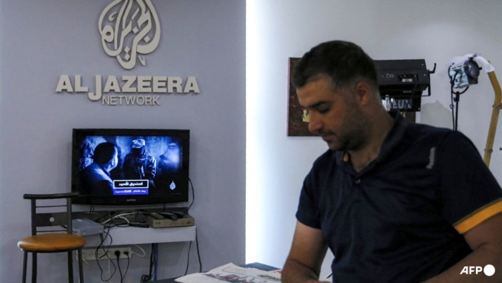 Israel memperpanjang penutupan kantor Al Jazeera di Tepi Barat