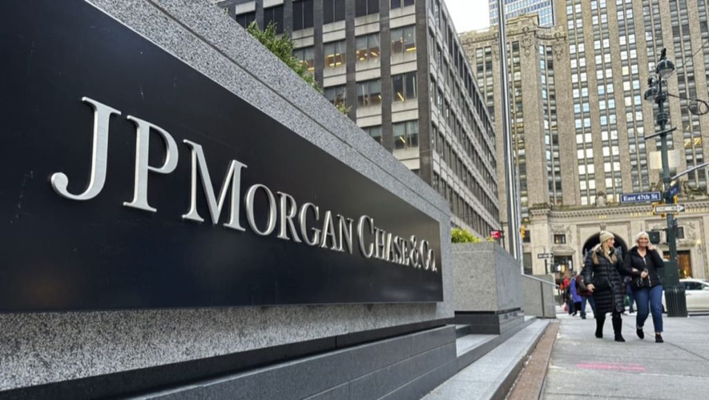 JPMorgan memperoleh keuntungan tahunan terbesar seiring dengan kebangkitan bankir investasi