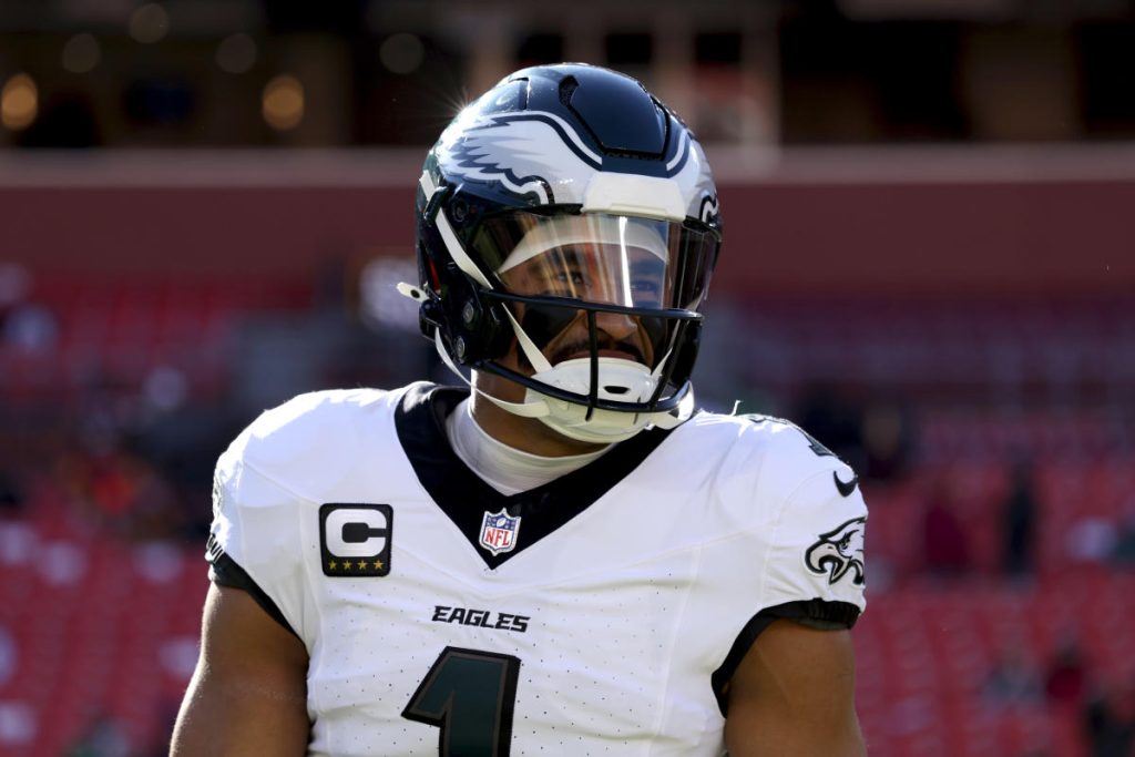 Jalen Hurts dari Eagles diangkat menjadi peserta penuh dalam latihan menjelang permainan Wild Card vs. Packers