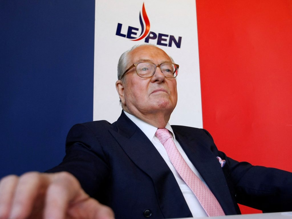 Jean-Marie Le Pen dari sayap kanan Prancis meninggal pada usia 96 | Berita kematian