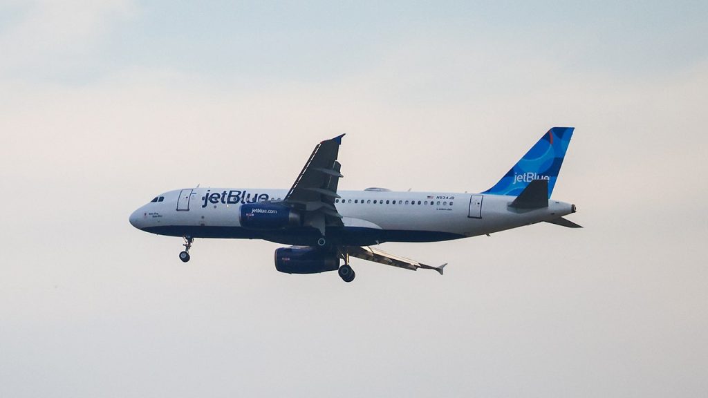 JetBlue menerima Venmo untuk penerbangan