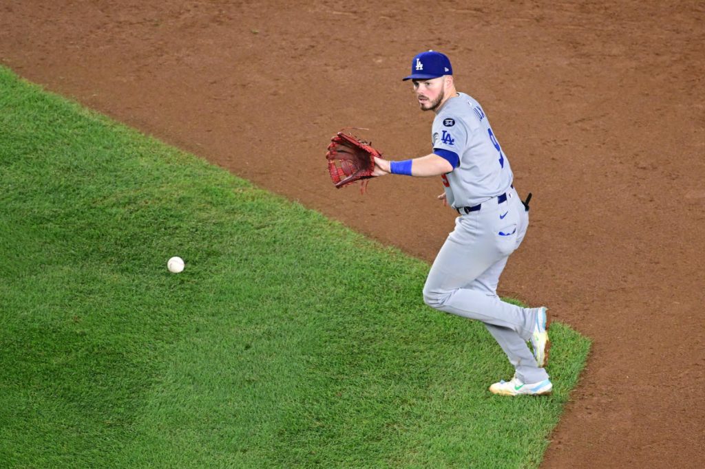 Pemain tengah The Reds mendaratkan Gavin Lux dalam kesepakatan dengan Dodgers