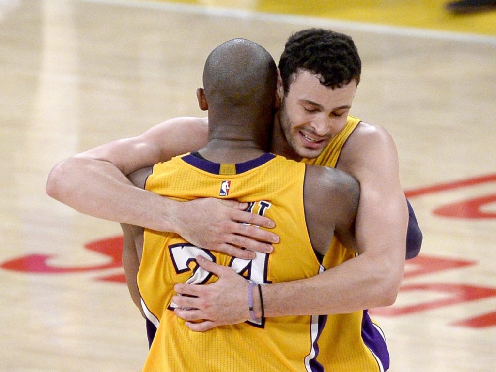 Larry Nance Jr. tentang bermain dengan Kobe Bryant: ‘Yang dia minta dari kami hanyalah semua yang kami miliki’