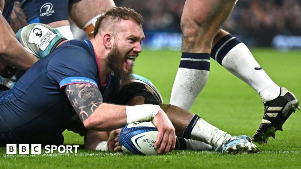 Leinster 47-21 Bath: Tuan rumah menyingkirkan pemimpin Liga Utama dari Piala Champions Investec