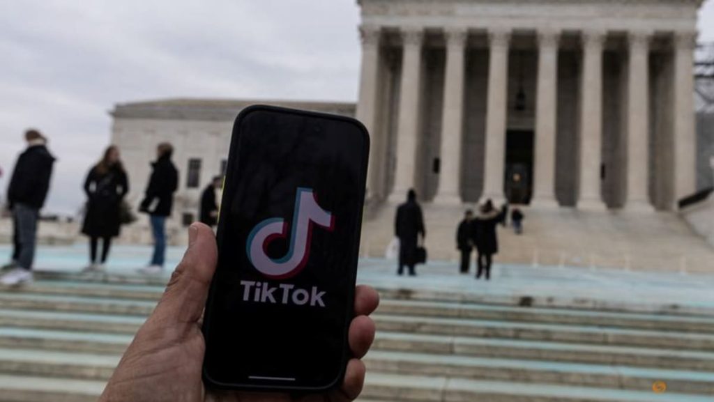 Mahkamah Agung AS menjunjung larangan TikTok dan menyerahkan nasib aplikasi tersebut kepada Trump