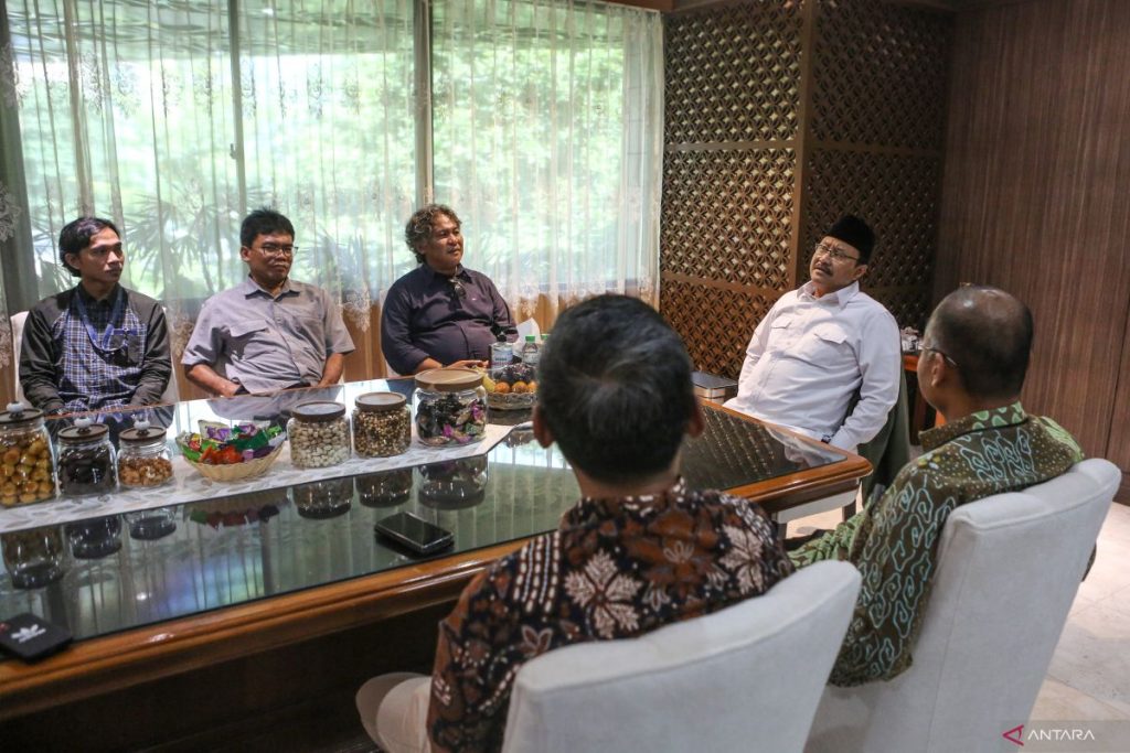 Menteri Indonesia meminta media untuk mempromosikan program kesejahteraan sosial