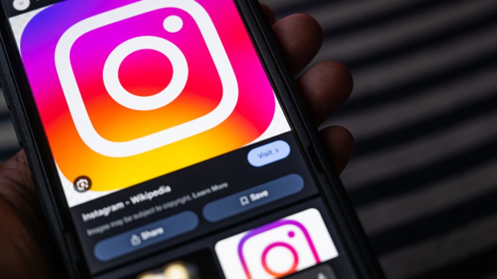 Meta membayar pembuat konten untuk mempromosikan Instagram di aplikasi video lain