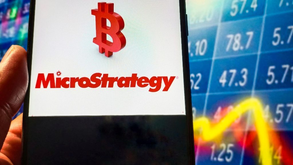 MicroStrategy adalah pembelian yang dapat memperoleh lebih dari 50% dari sini, kata Mizuho