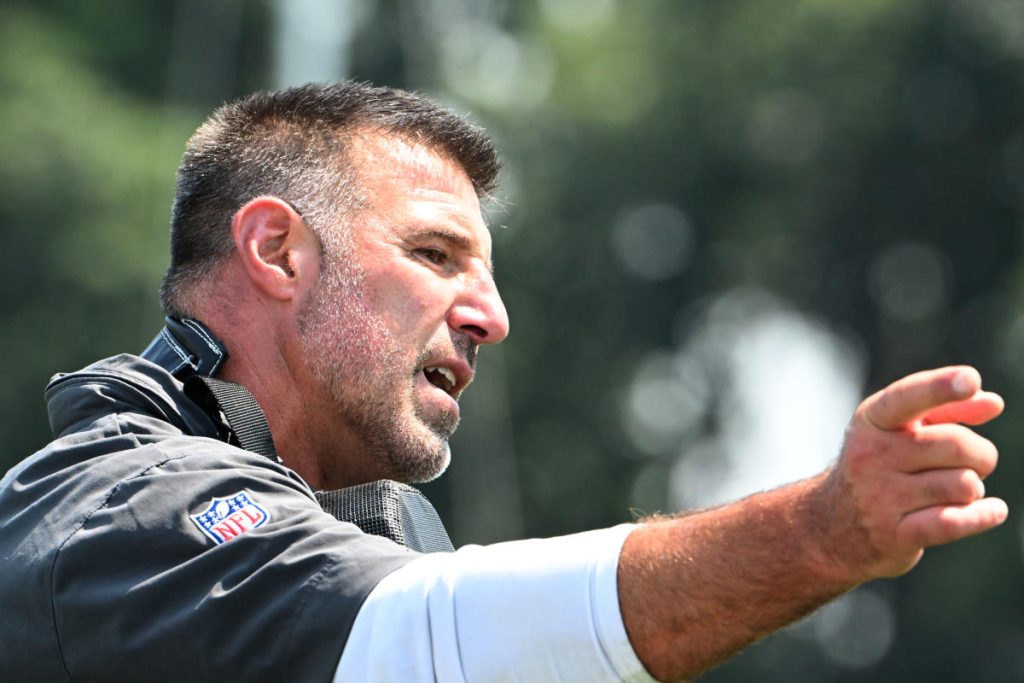 Mike Vrabel dalam negosiasi untuk menjadi pelatih kepala Patriots berikutnya: Laporan