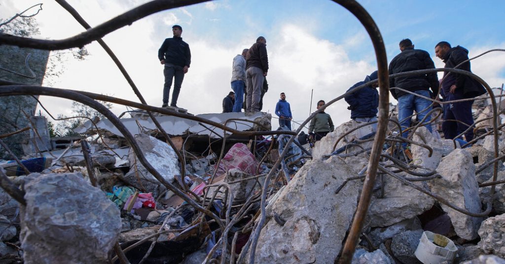 Pasukan Israel Bunuh 2 Militan Palestina yang Dicari karena Serangan Mematikan