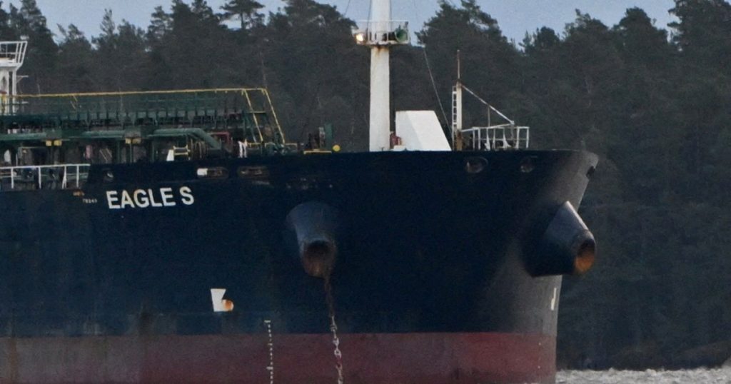 Pengadilan Finlandia menguatkan penyitaan kapal tanker minyak dalam penyelidikan kabel bawah laut | Berita perang Rusia-Ukraina